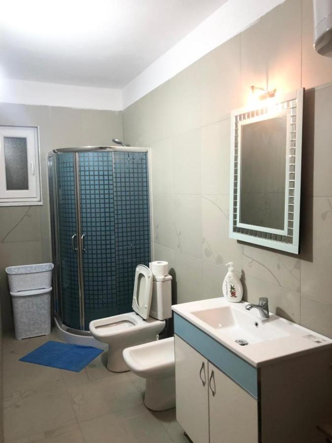 Vale House Holiday Apartment Влёра Экстерьер фото